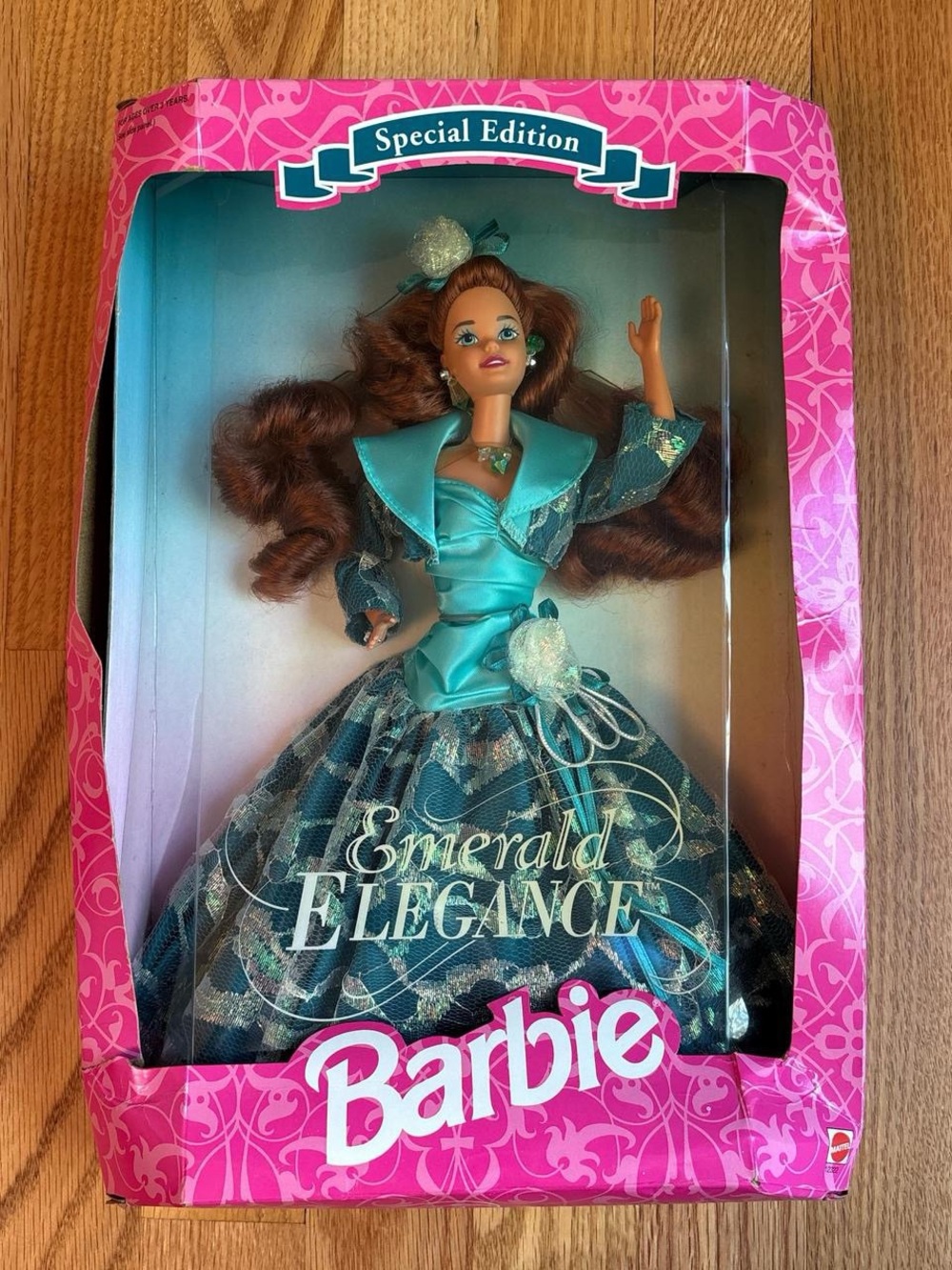 Vintage 1994 Mattel Emerald Elegance Barbie Doll Special Edition Red Hair NIB